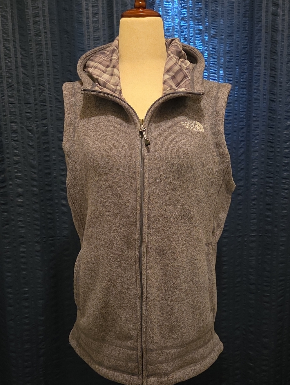The North Face Women's Gray/Purple Hooded Fleece Vest EUC Size L